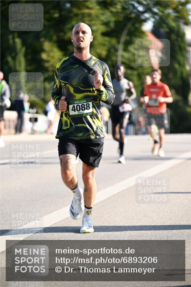 01.09.2024 - BARMER Alsterlauf Dr. Thomas Lammeyer http://msf.ph/oto/6893206 01.09.2024 09:26:54 Laufen 5, 4088 meine-sportfotos.de