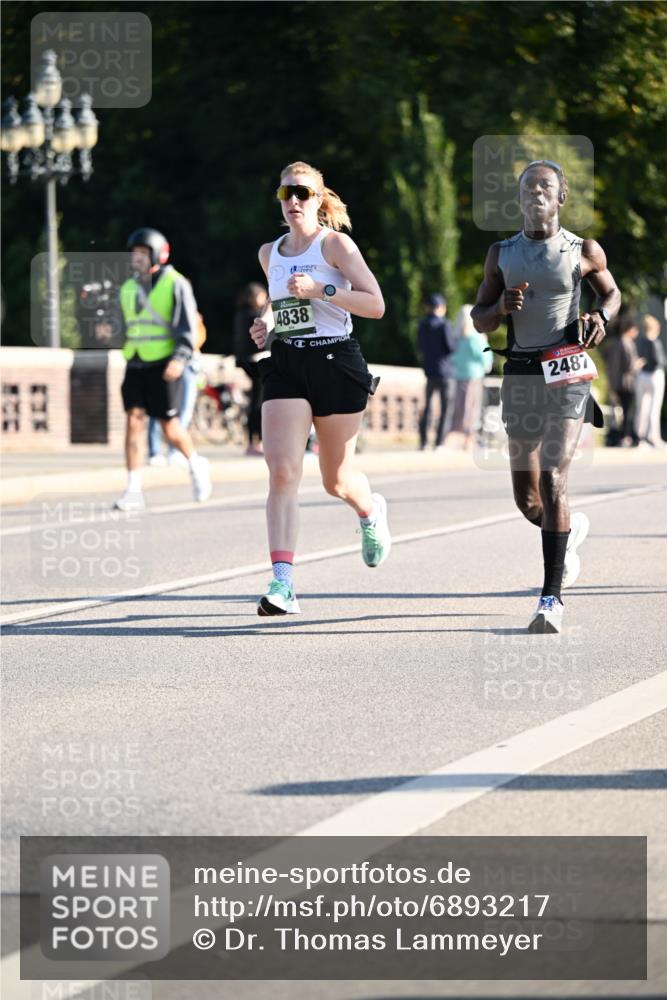 01.09.2024 - BARMER Alsterlauf Dr. Thomas Lammeyer http://msf.ph/oto/6893217 01.09.2024 09:26:55 Laufen 2, 4838, 2487 meine-sportfotos.de