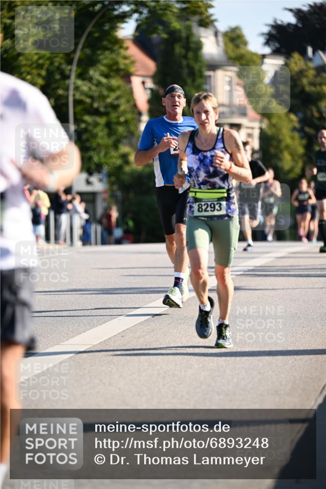 01.09.2024 - BARMER Alsterlauf Dr. Thomas Lammeyer http://msf.ph/oto/6893248 01.09.2024 09:27:00 Laufen 8293 meine-sportfotos.de