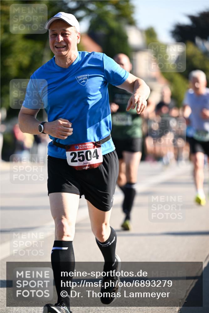 01.09.2024 - BARMER Alsterlauf Dr. Thomas Lammeyer http://msf.ph/oto/6893279 01.09.2024 09:27:05 Laufen 35, 2504 meine-sportfotos.de