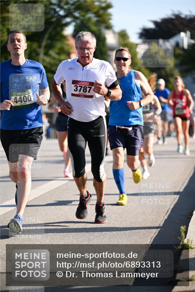 01.09.2024 - BARMER Alsterlauf Dr. Thomas Lammeyer http://msf.ph/oto/6893313 01.09.2024 09:27:12 Laufen 135, 3787, 35, 4400 meine-sportfotos.de