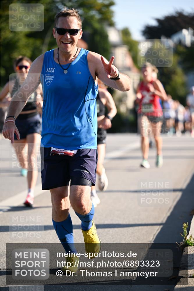 01.09.2024 - BARMER Alsterlauf Dr. Thomas Lammeyer http://msf.ph/oto/6893323 01.09.2024 09:27:13 Laufen  meine-sportfotos.de
