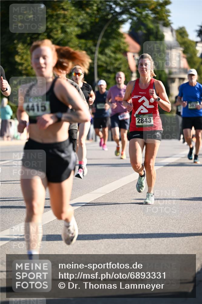 01.09.2024 - BARMER Alsterlauf Dr. Thomas Lammeyer http://msf.ph/oto/6893331 01.09.2024 09:27:14 Laufen 4415, 2843 meine-sportfotos.de