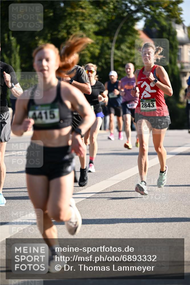 01.09.2024 - BARMER Alsterlauf Dr. Thomas Lammeyer http://msf.ph/oto/6893332 01.09.2024 09:27:14 Laufen 4415, 640, 2843 meine-sportfotos.de