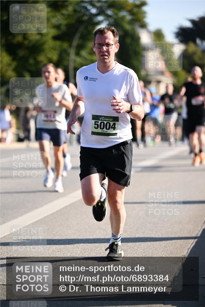 01.09.2024 - BARMER Alsterlauf Dr. Thomas Lammeyer http://msf.ph/oto/6893384 01.09.2024 09:27:24 Laufen 35, 5004 meine-sportfotos.de