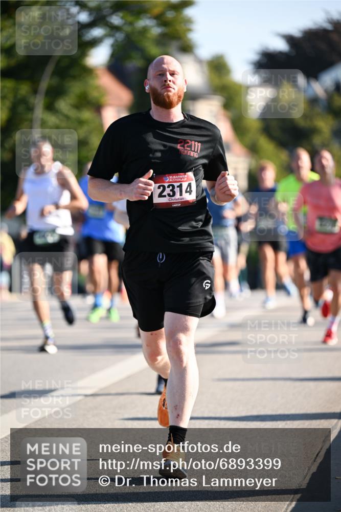 01.09.2024 - BARMER Alsterlauf Dr. Thomas Lammeyer http://msf.ph/oto/6893399 01.09.2024 09:27:27 Laufen 22111, 163, 35, 2314 meine-sportfotos.de