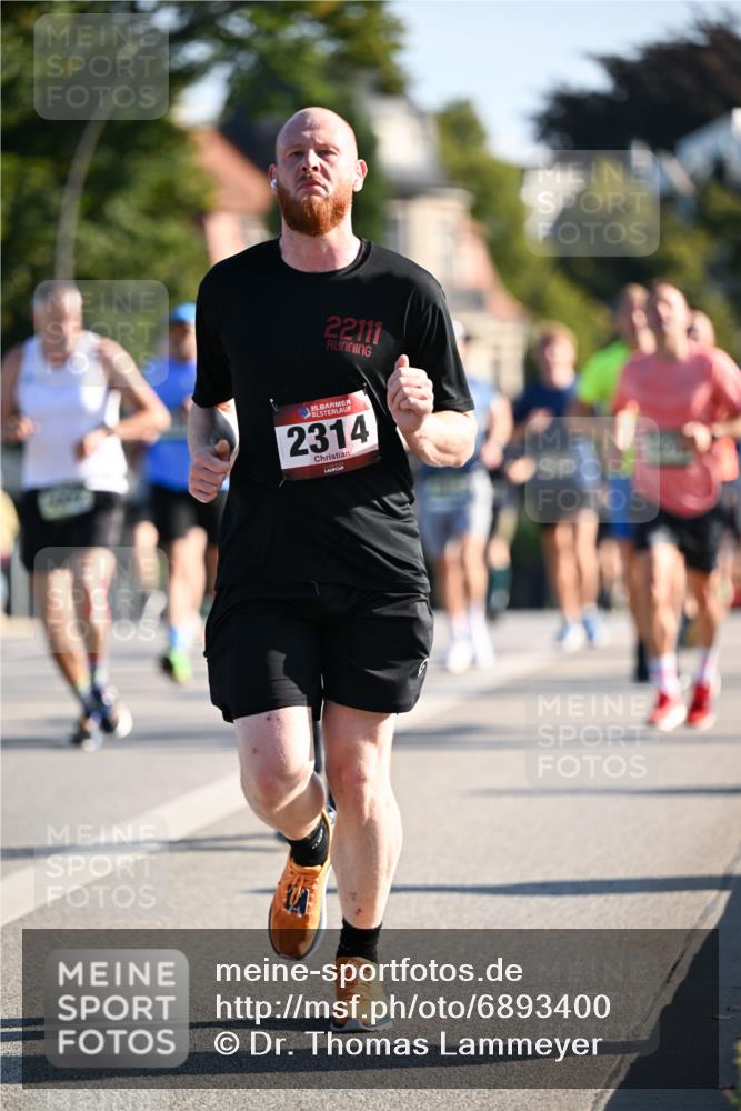 01.09.2024 - BARMER Alsterlauf Dr. Thomas Lammeyer http://msf.ph/oto/6893400 01.09.2024 09:27:27 Laufen 22111, 135, 2314 meine-sportfotos.de