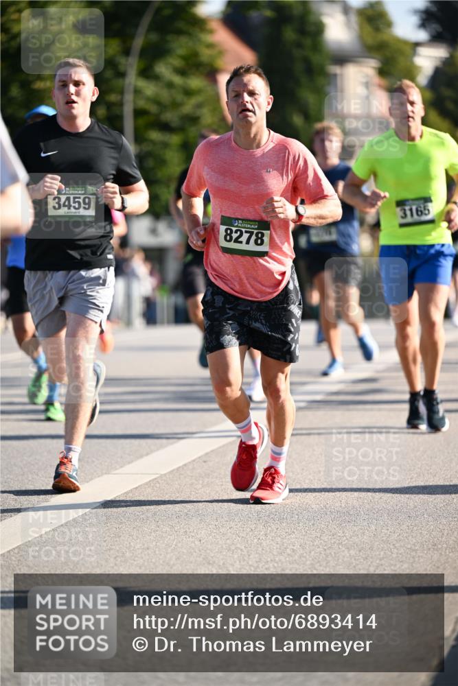 01.09.2024 - BARMER Alsterlauf Dr. Thomas Lammeyer http://msf.ph/oto/6893414 01.09.2024 09:27:29 Laufen 15, 3459, 8278, 3165 meine-sportfotos.de