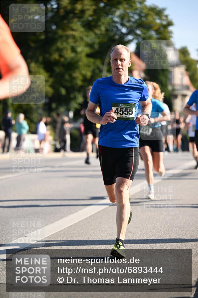01.09.2024 - BARMER Alsterlauf Dr. Thomas Lammeyer http://msf.ph/oto/6893444 01.09.2024 09:27:34 Laufen 35, 4555 meine-sportfotos.de