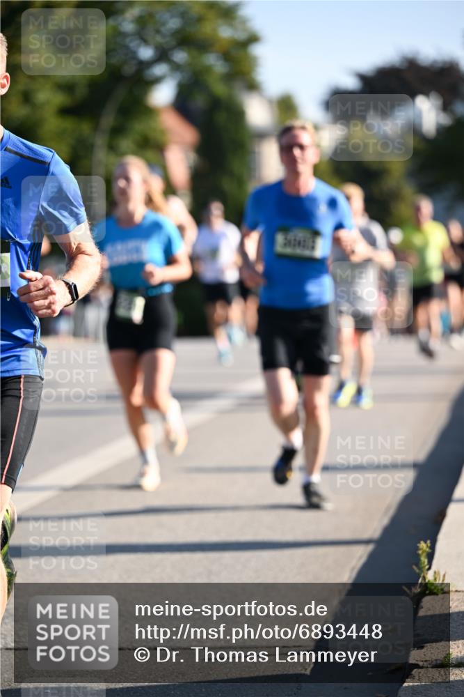 01.09.2024 - BARMER Alsterlauf Dr. Thomas Lammeyer http://msf.ph/oto/6893448 01.09.2024 09:27:35 Laufen  meine-sportfotos.de
