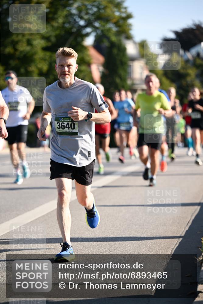 01.09.2024 - BARMER Alsterlauf Dr. Thomas Lammeyer http://msf.ph/oto/6893465 01.09.2024 09:27:38 Laufen 35, 3640 meine-sportfotos.de