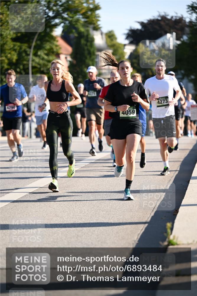 01.09.2024 - BARMER Alsterlauf Dr. Thomas Lammeyer http://msf.ph/oto/6893484 01.09.2024 09:27:41 Laufen 4790, 4059, 4273 meine-sportfotos.de
