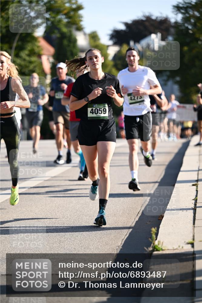01.09.2024 - BARMER Alsterlauf Dr. Thomas Lammeyer http://msf.ph/oto/6893487 01.09.2024 09:27:42 Laufen 4059, 4275 meine-sportfotos.de