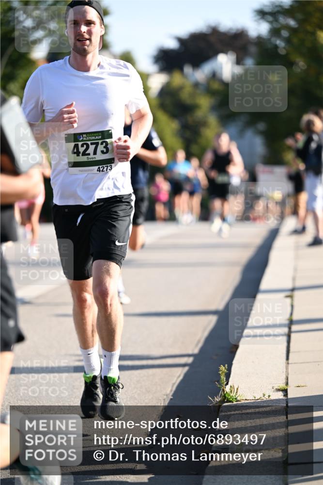 01.09.2024 - BARMER Alsterlauf Dr. Thomas Lammeyer http://msf.ph/oto/6893497 01.09.2024 09:27:44 Laufen 35, 4273, 4273 meine-sportfotos.de