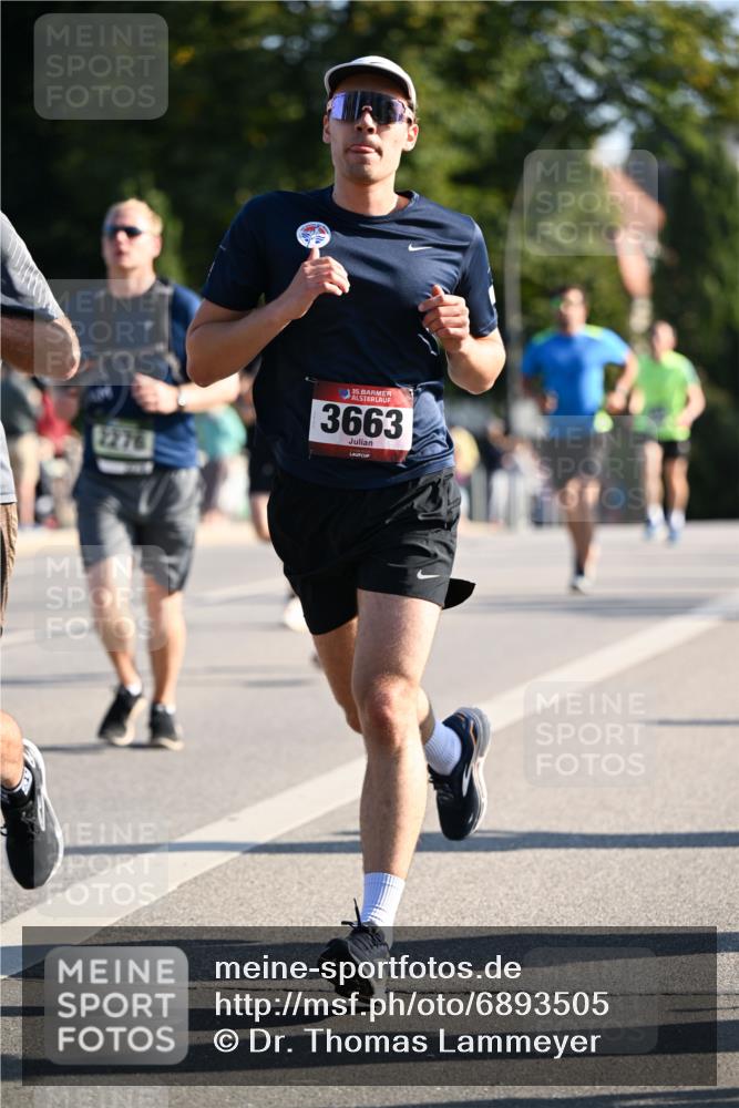 01.09.2024 - BARMER Alsterlauf Dr. Thomas Lammeyer http://msf.ph/oto/6893505 01.09.2024 09:27:45 Laufen 2276, 16135, 3663 meine-sportfotos.de