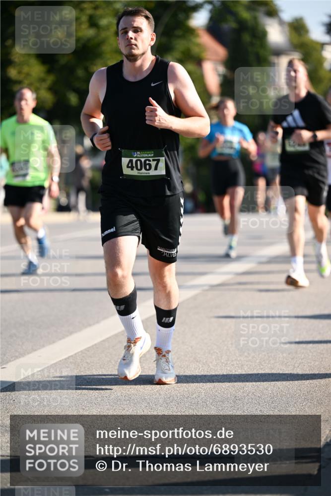 01.09.2024 - BARMER Alsterlauf Dr. Thomas Lammeyer http://msf.ph/oto/6893530 01.09.2024 09:27:49 Laufen 135, 4067 meine-sportfotos.de