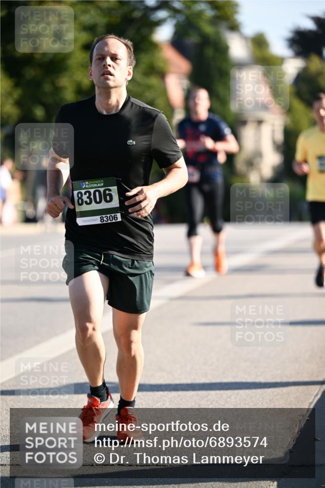 01.09.2024 - BARMER Alsterlauf Dr. Thomas Lammeyer http://msf.ph/oto/6893574 01.09.2024 09:27:56 Laufen 35, 8306, 8306 meine-sportfotos.de