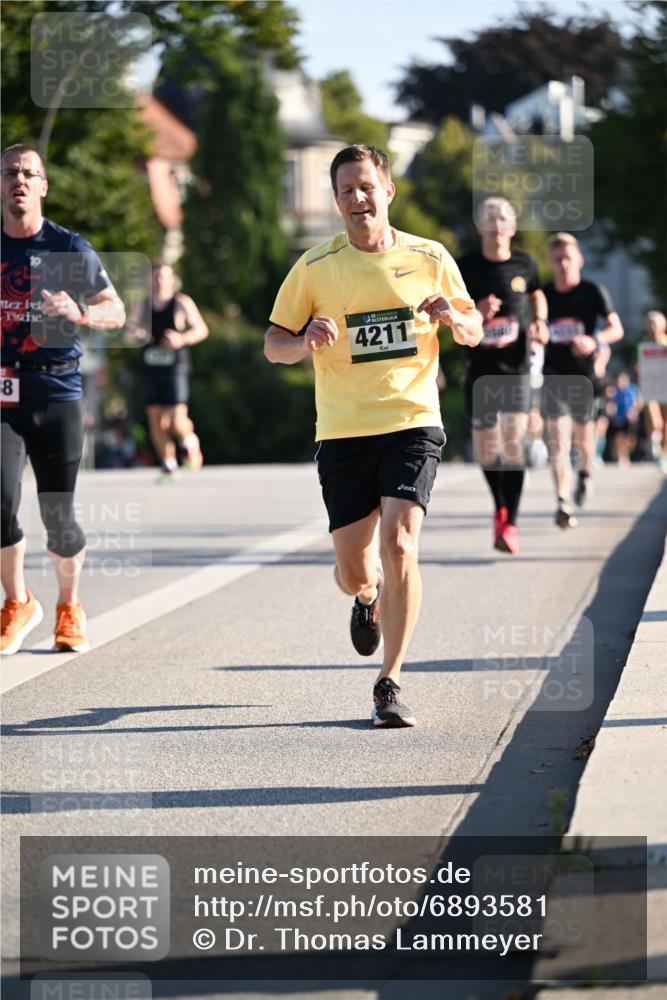 01.09.2024 - BARMER Alsterlauf Dr. Thomas Lammeyer http://msf.ph/oto/6893581 01.09.2024 09:27:57 Laufen 4211, 8 meine-sportfotos.de