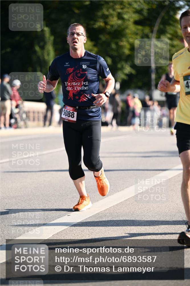 01.09.2024 - BARMER Alsterlauf Dr. Thomas Lammeyer http://msf.ph/oto/6893587 01.09.2024 09:27:58 Laufen 31, 5088, 4 meine-sportfotos.de