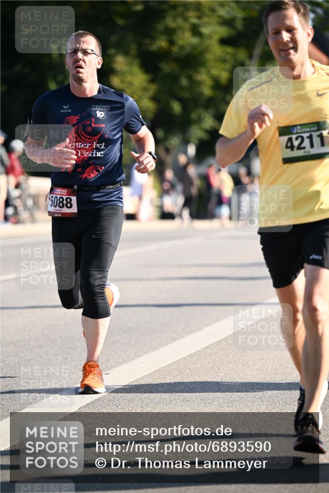 01.09.2024 - BARMER Alsterlauf Dr. Thomas Lammeyer http://msf.ph/oto/6893590 01.09.2024 09:27:58 Laufen 4211, 5088 meine-sportfotos.de