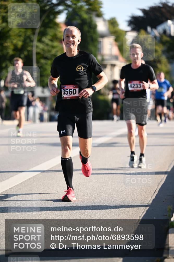 01.09.2024 - BARMER Alsterlauf Dr. Thomas Lammeyer http://msf.ph/oto/6893598 01.09.2024 09:28:00 Laufen 135, 3560, 4233 meine-sportfotos.de