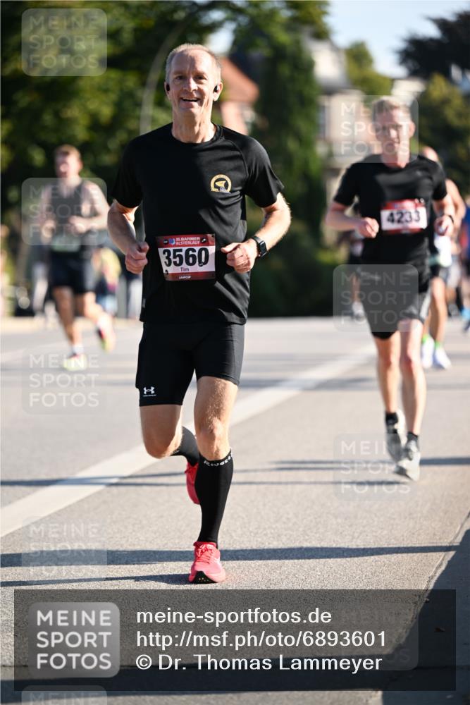 01.09.2024 - BARMER Alsterlauf Dr. Thomas Lammeyer http://msf.ph/oto/6893601 01.09.2024 09:28:00 Laufen 135, 3560, 4233 meine-sportfotos.de
