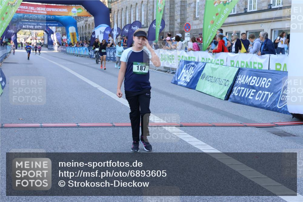 01.09.2024 - BARMER Alsterlauf Strokosch-Dieckow http://msf.ph/oto/6893605 01.09.2024 10:53:54 Ziel 172, 187, 3922, 3967 meine-sportfotos.de