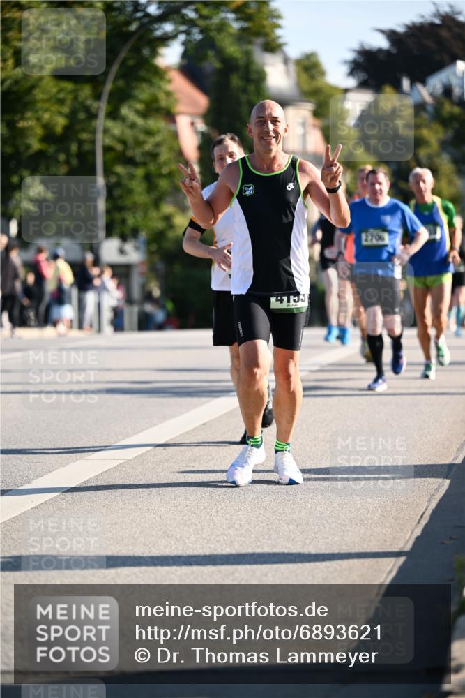 01.09.2024 - BARMER Alsterlauf Dr. Thomas Lammeyer http://msf.ph/oto/6893621 01.09.2024 09:28:03 Laufen 2706, 10 meine-sportfotos.de