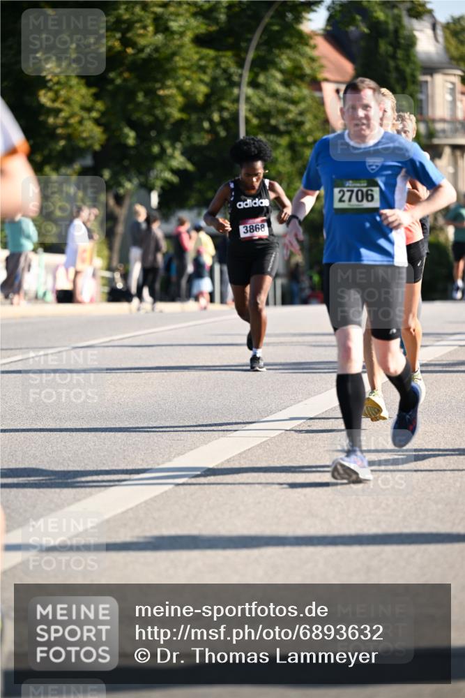 01.09.2024 - BARMER Alsterlauf Dr. Thomas Lammeyer http://msf.ph/oto/6893632 01.09.2024 09:28:06 Laufen 2706, 3868 meine-sportfotos.de