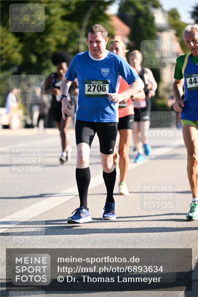 01.09.2024 - BARMER Alsterlauf Dr. Thomas Lammeyer http://msf.ph/oto/6893634 01.09.2024 09:28:06 Laufen 2706, 44 meine-sportfotos.de