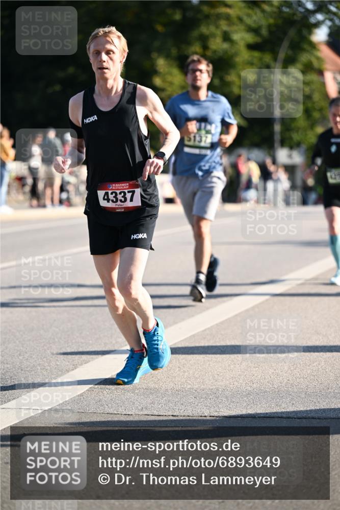 01.09.2024 - BARMER Alsterlauf Dr. Thomas Lammeyer http://msf.ph/oto/6893649 01.09.2024 09:28:09 Laufen 135, 4337, 51370 meine-sportfotos.de