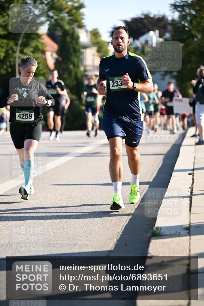 01.09.2024 - BARMER Alsterlauf Dr. Thomas Lammeyer http://msf.ph/oto/6893651 01.09.2024 09:28:10 Laufen 4259, 233 meine-sportfotos.de