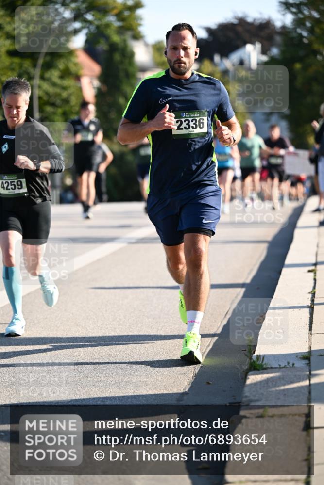 01.09.2024 - BARMER Alsterlauf Dr. Thomas Lammeyer http://msf.ph/oto/6893654 01.09.2024 09:28:10 Laufen 4259, 135, 2336 meine-sportfotos.de