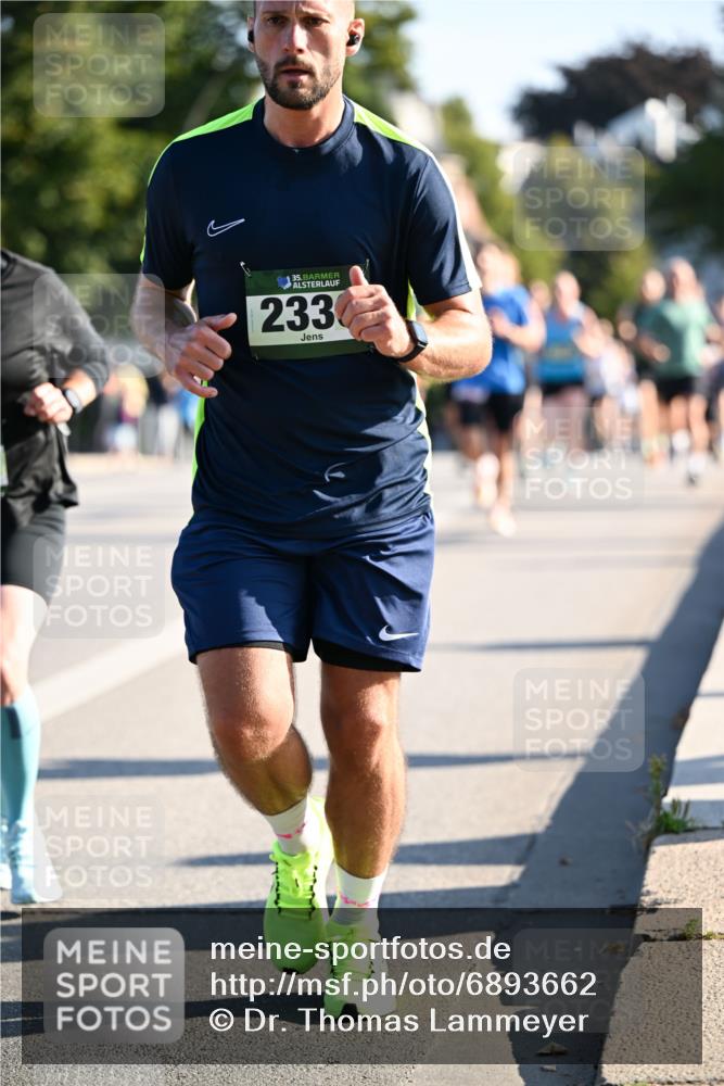 01.09.2024 - BARMER Alsterlauf Dr. Thomas Lammeyer http://msf.ph/oto/6893662 01.09.2024 09:28:11 Laufen 35, 233 meine-sportfotos.de