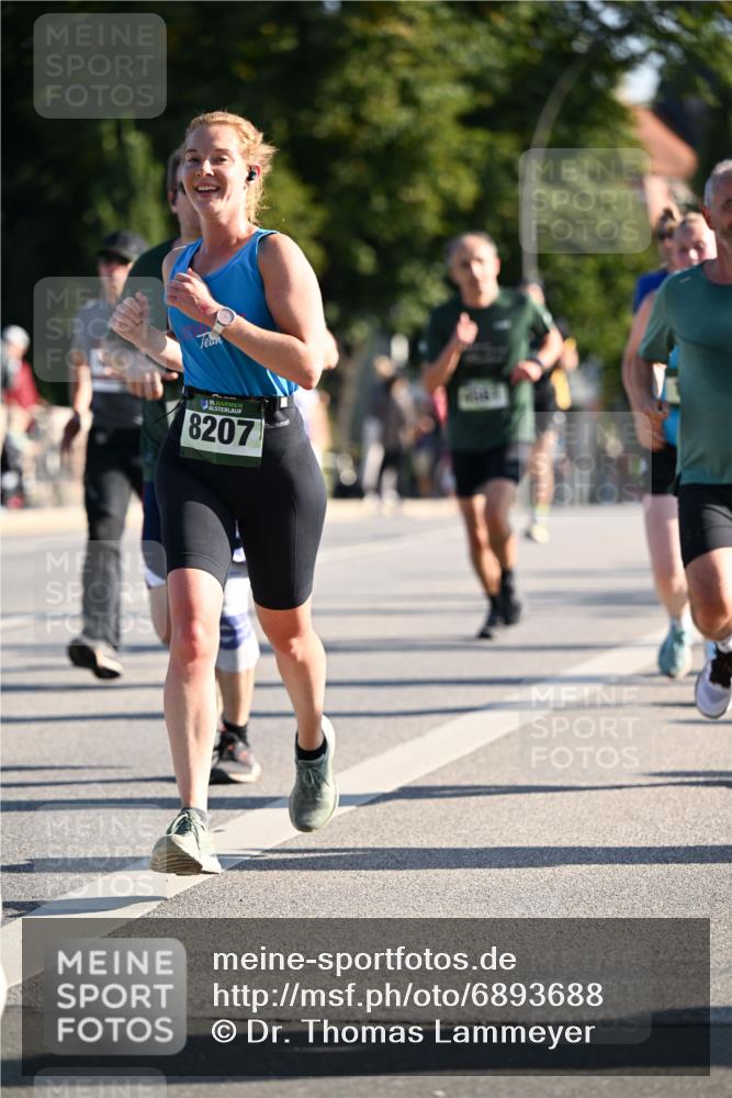 01.09.2024 - BARMER Alsterlauf Dr. Thomas Lammeyer http://msf.ph/oto/6893688 01.09.2024 09:28:15 Laufen 5, 8207 meine-sportfotos.de