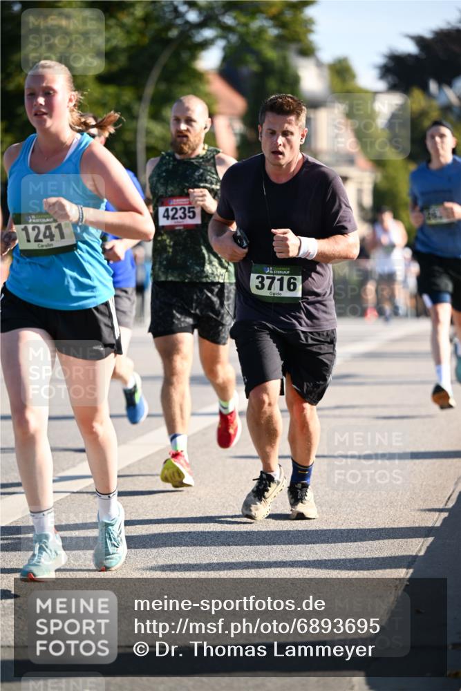 01.09.2024 - BARMER Alsterlauf Dr. Thomas Lammeyer http://msf.ph/oto/6893695 01.09.2024 09:28:17 Laufen 1241, 4235, 3716 meine-sportfotos.de
