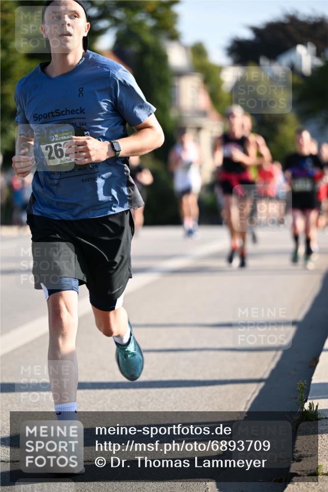 01.09.2024 - BARMER Alsterlauf Dr. Thomas Lammeyer http://msf.ph/oto/6893709 01.09.2024 09:28:19 Laufen 00, 262 meine-sportfotos.de