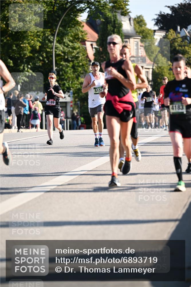 01.09.2024 - BARMER Alsterlauf Dr. Thomas Lammeyer http://msf.ph/oto/6893719 01.09.2024 09:28:22 Laufen 2189, 5152, 4183 meine-sportfotos.de