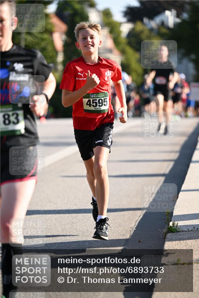 01.09.2024 - BARMER Alsterlauf Dr. Thomas Lammeyer http://msf.ph/oto/6893733 01.09.2024 09:28:24 Laufen 83, 35, 4595 meine-sportfotos.de