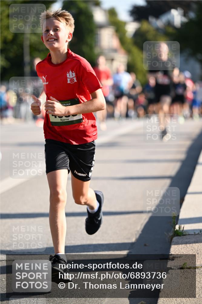 01.09.2024 - BARMER Alsterlauf Dr. Thomas Lammeyer http://msf.ph/oto/6893736 01.09.2024 09:28:24 Laufen 1609 meine-sportfotos.de
