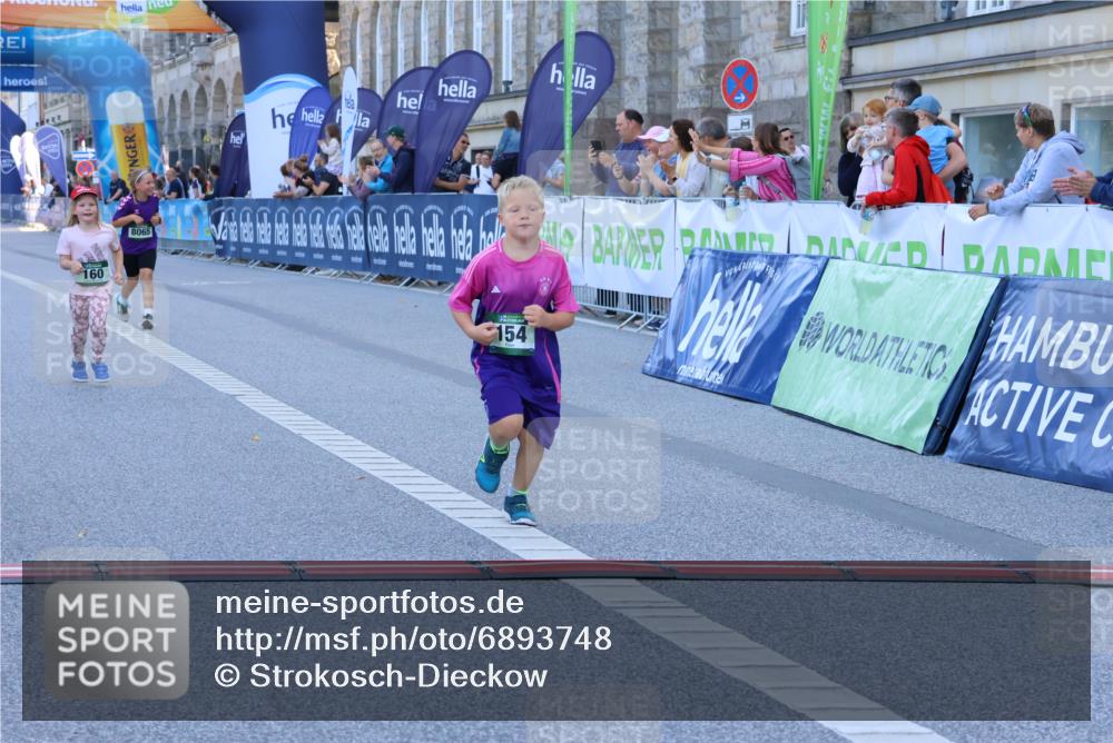 01.09.2024 - BARMER Alsterlauf Strokosch-Dieckow http://msf.ph/oto/6893748 01.09.2024 10:54:13 Ziel 154, 160, 8065, 8069 meine-sportfotos.de