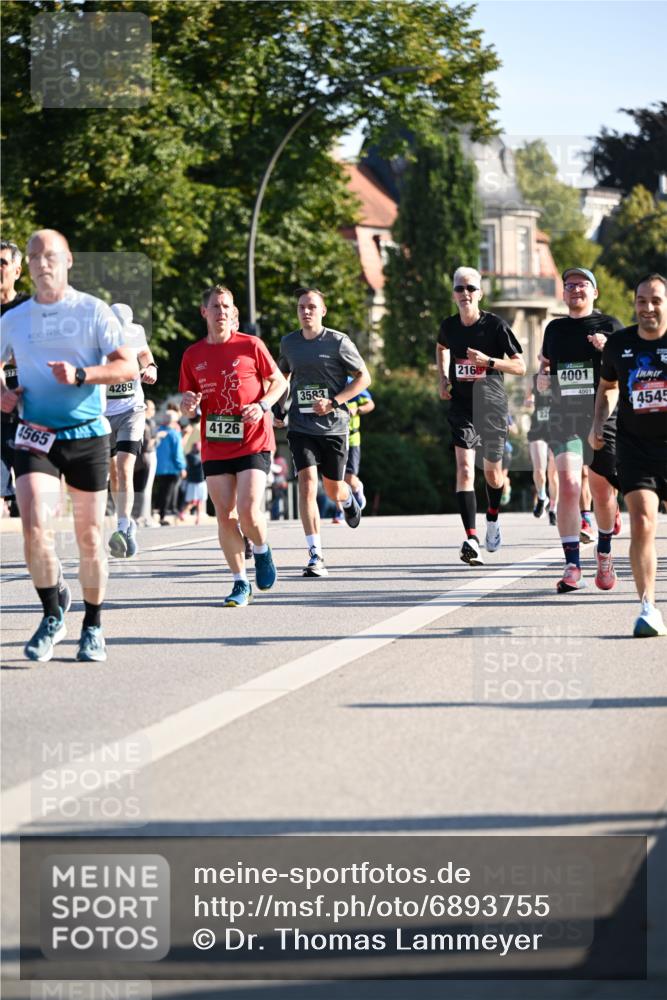 01.09.2024 - BARMER Alsterlauf Dr. Thomas Lammeyer http://msf.ph/oto/6893755 01.09.2024 09:28:30 Laufen 373, 4565, 4289, 4126, 3583, 216, 4001, 4001, 4545 meine-sportfotos.de