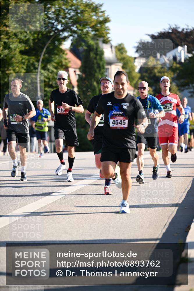 01.09.2024 - BARMER Alsterlauf Dr. Thomas Lammeyer http://msf.ph/oto/6893762 01.09.2024 09:28:31 Laufen 35, 3583, 4832, 216, 4545 meine-sportfotos.de