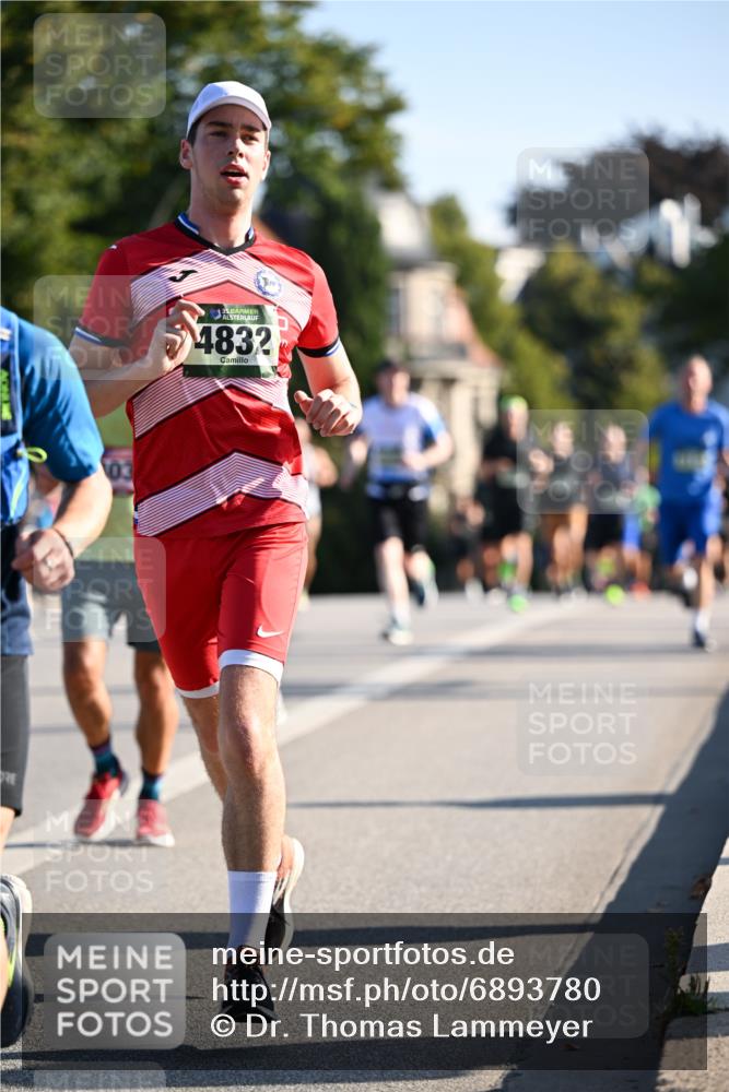 01.09.2024 - BARMER Alsterlauf Dr. Thomas Lammeyer http://msf.ph/oto/6893780 01.09.2024 09:28:34 Laufen 35, 4832 meine-sportfotos.de