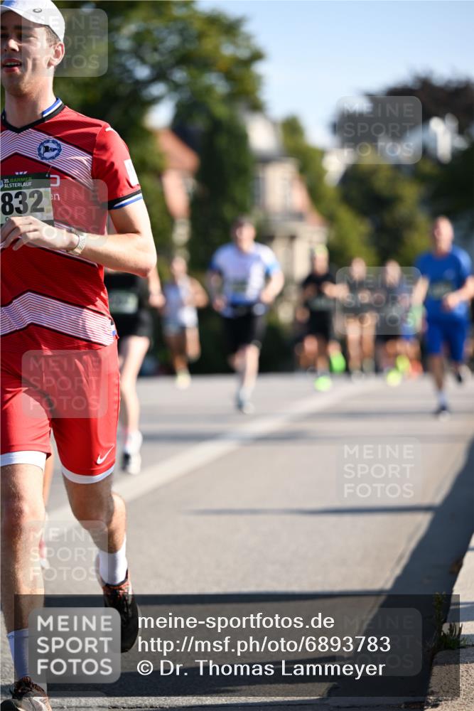 01.09.2024 - BARMER Alsterlauf Dr. Thomas Lammeyer http://msf.ph/oto/6893783 01.09.2024 09:28:35 Laufen 135, 832 meine-sportfotos.de