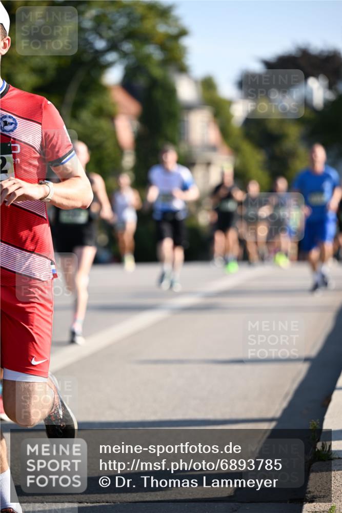 01.09.2024 - BARMER Alsterlauf Dr. Thomas Lammeyer http://msf.ph/oto/6893785 01.09.2024 09:28:35 Laufen  meine-sportfotos.de