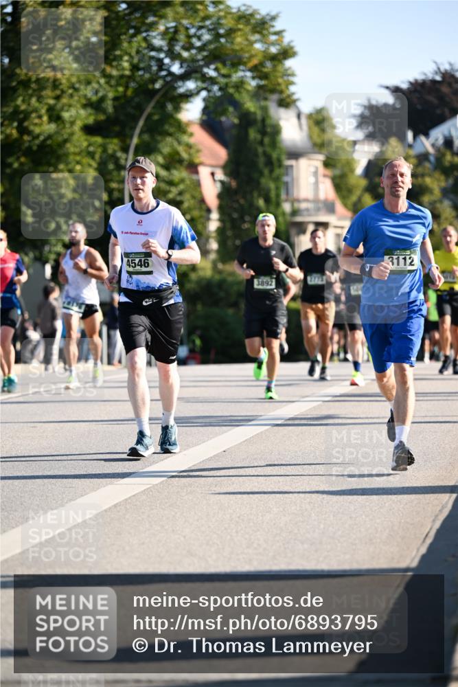 01.09.2024 - BARMER Alsterlauf Dr. Thomas Lammeyer http://msf.ph/oto/6893795 01.09.2024 09:28:37 Laufen 23, 4546, 3892, 2774, 500, 3112 meine-sportfotos.de
