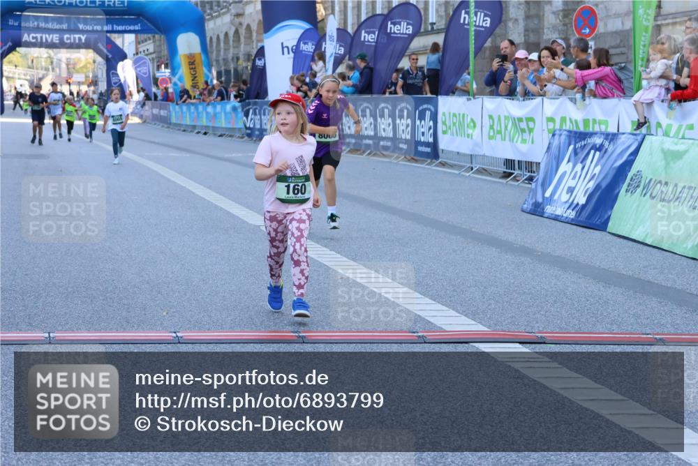 01.09.2024 - BARMER Alsterlauf Strokosch-Dieckow http://msf.ph/oto/6893799 01.09.2024 10:54:16 Ziel 154, 160, 8065, 8069 meine-sportfotos.de