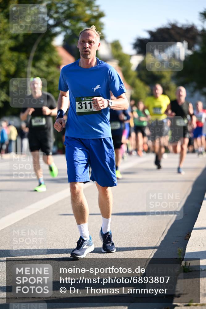 01.09.2024 - BARMER Alsterlauf Dr. Thomas Lammeyer http://msf.ph/oto/6893807 01.09.2024 09:28:39 Laufen 135, 311 meine-sportfotos.de