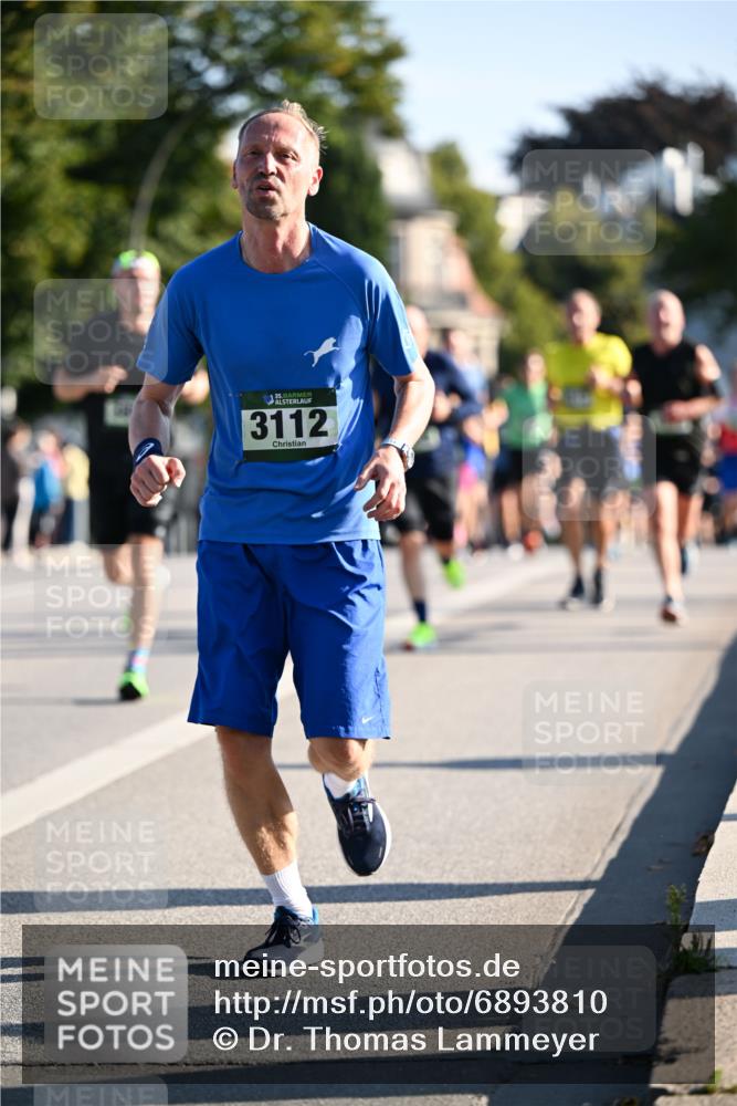 01.09.2024 - BARMER Alsterlauf Dr. Thomas Lammeyer http://msf.ph/oto/6893810 01.09.2024 09:28:39 Laufen 135, 3112 meine-sportfotos.de